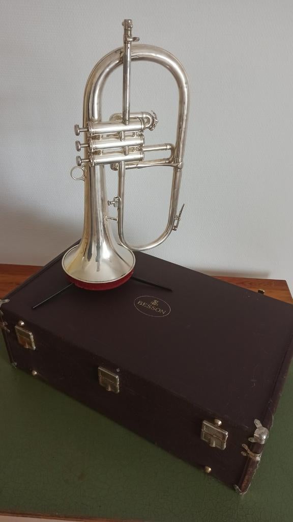 Mooie bugel Besson Souvereign, Ophalen of Verzenden, Gebruikt, Overige typen, Met koffer