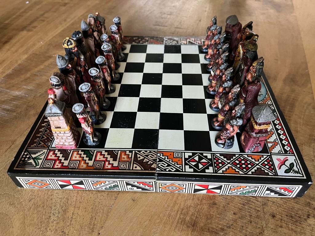 Vintage schaakspel soldaten en indianen, Hobby en Vrije tijd, Gezelschapsspellen | Bordspellen, Ophalen of Verzenden, Zo goed als nieuw