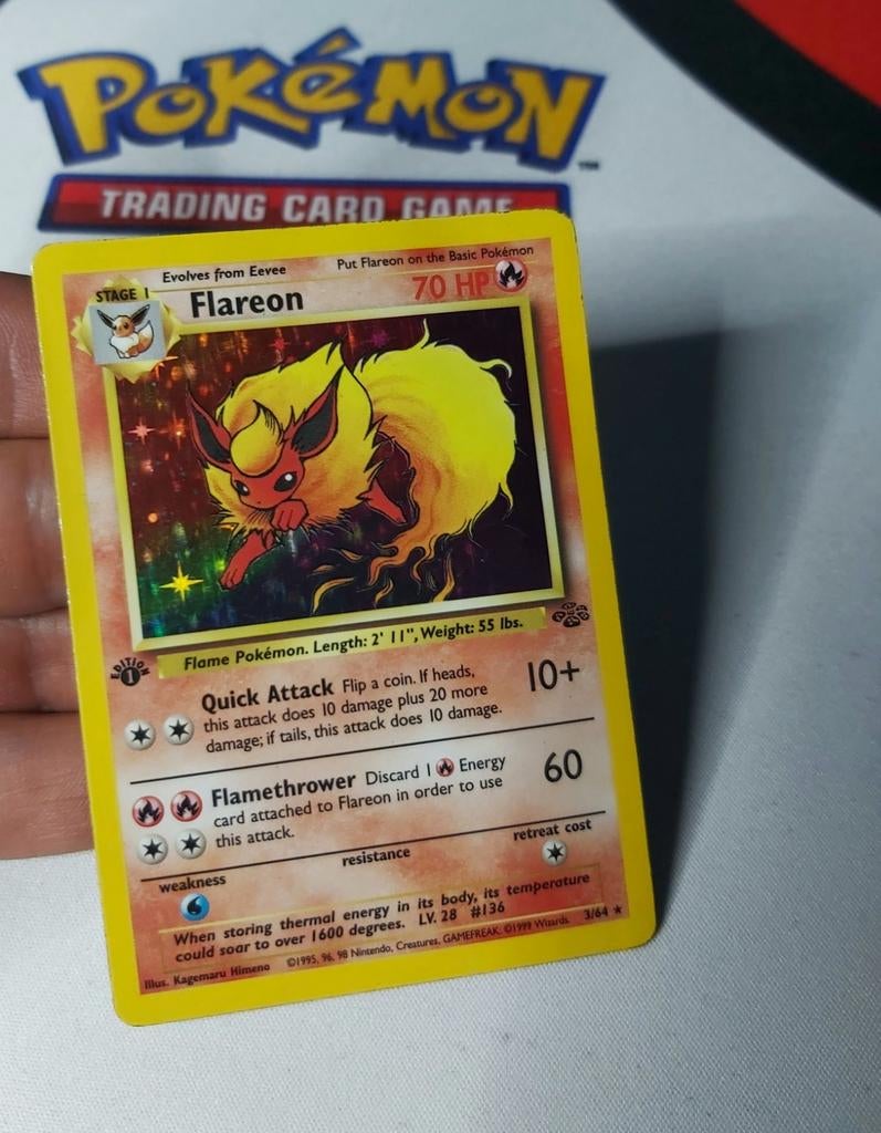 1st Edition Flareon Holo Rare, Jungle Set 1999, Ophalen of Verzenden, Zo goed als nieuw, Losse kaart, Foil