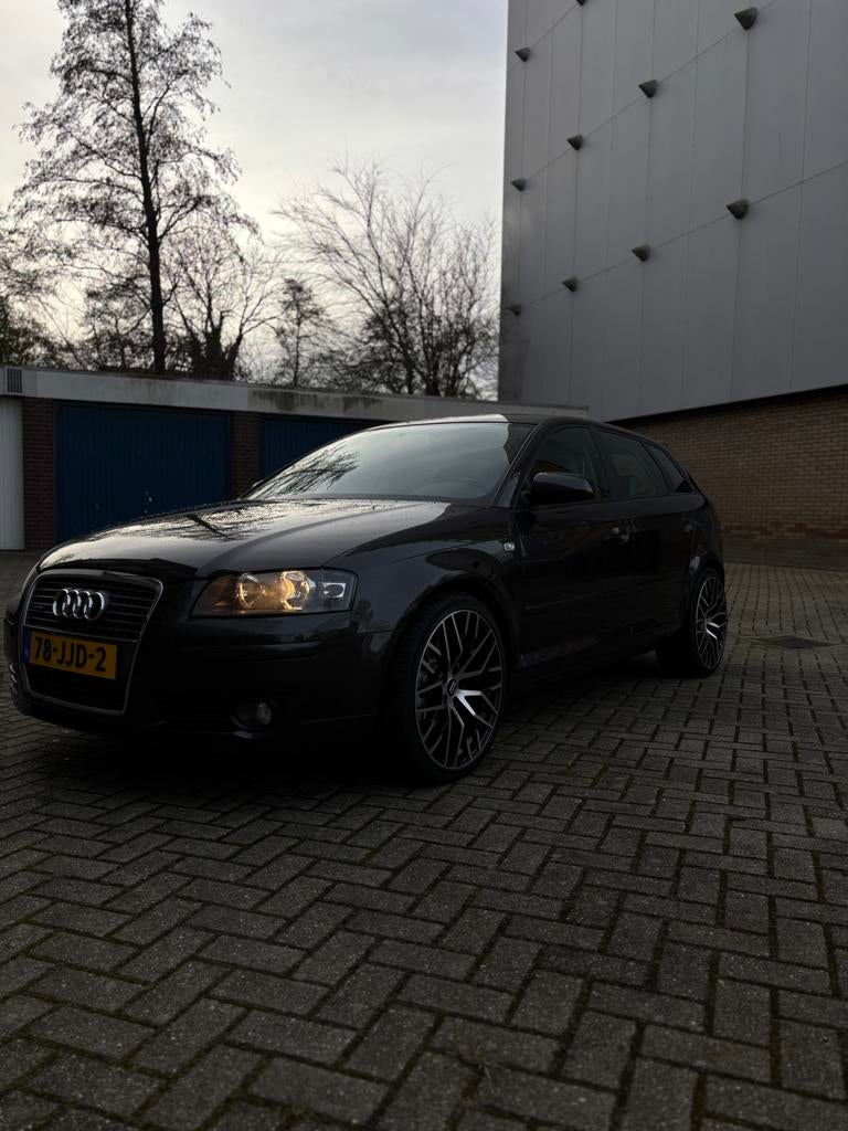 Audi A3 2.0 Tfsi Sportback Quattro 147KW 2006 Grijs, 4 cilinders, 1984 cc, 1445 kg, 11 km/l
