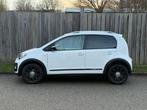 Volkswagen Up! 1.0 cross up! Automaat Bluetooth Boekjes APK!, Auto's, Volkswagen, Stof, Gebruikt, 4 stoelen, Wit