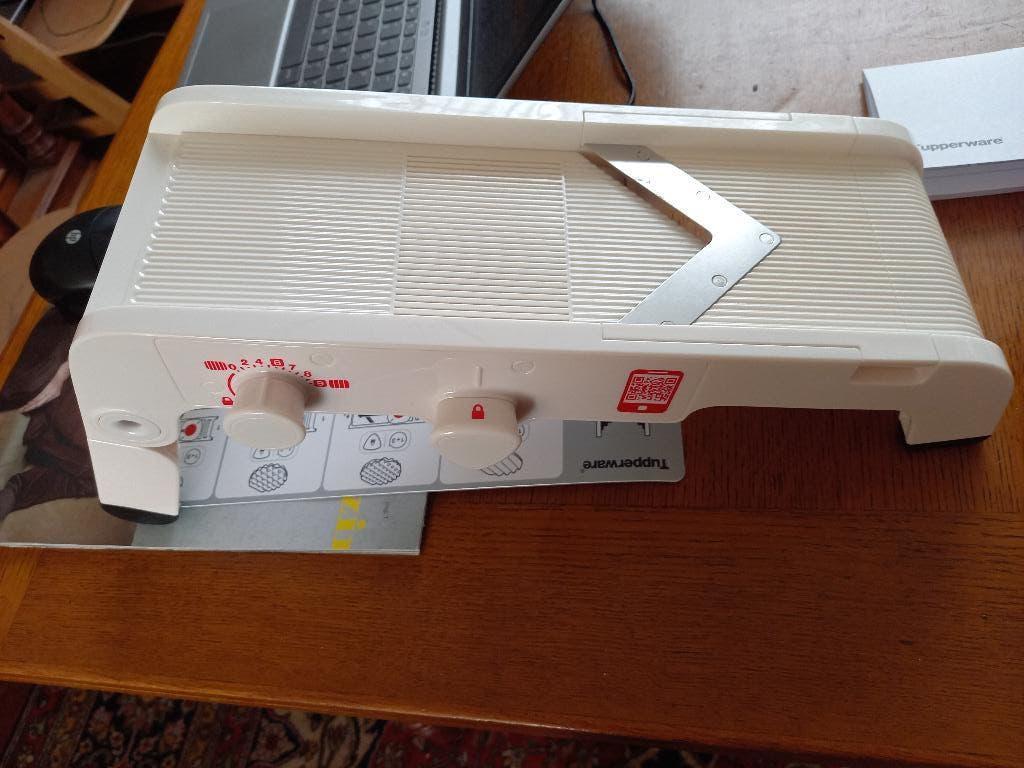 Tupperware mandoline, Huis en Inrichting, Keuken | Tupperware, Ophalen of Verzenden, Nieuw, Wit, Overige typen