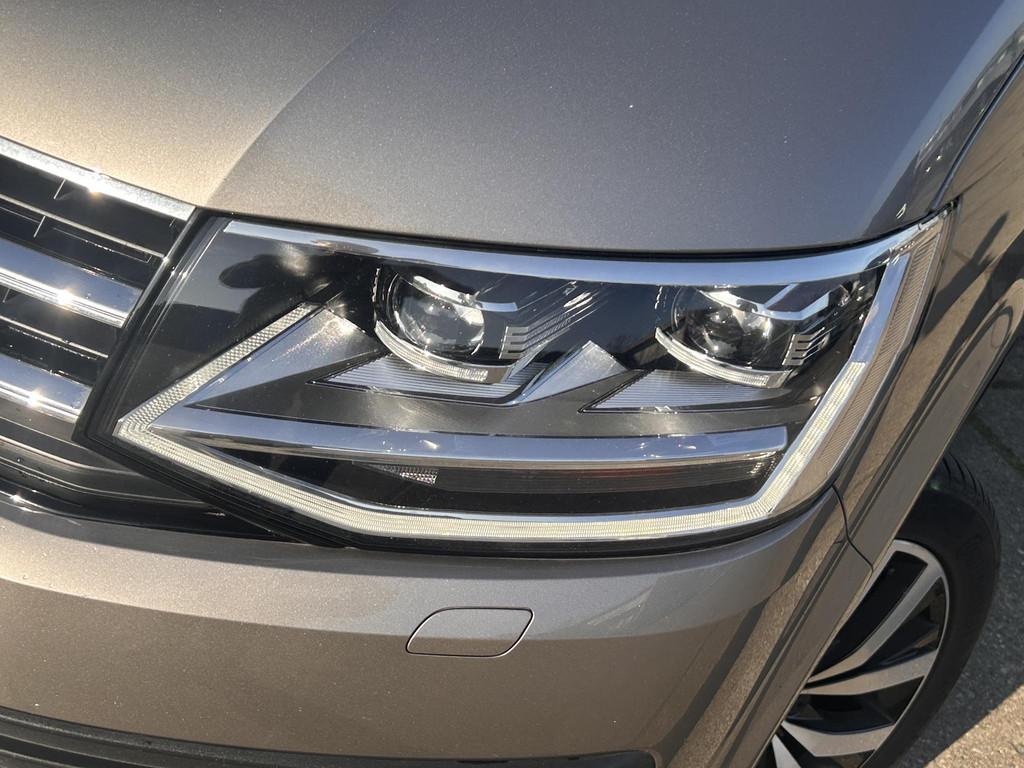 Volkswagen Caravelle 199PK L2H1 DC Highline Transporter BOM, Auto's, Gebruikt, Euro 6, Volkswagen, Beige