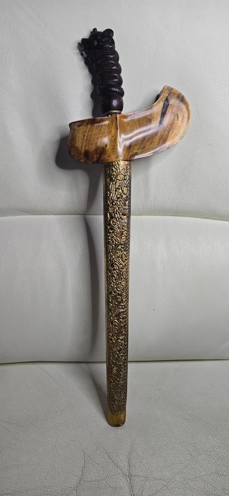 Antieke Kris met Naga handvat, Ophalen of Verzenden