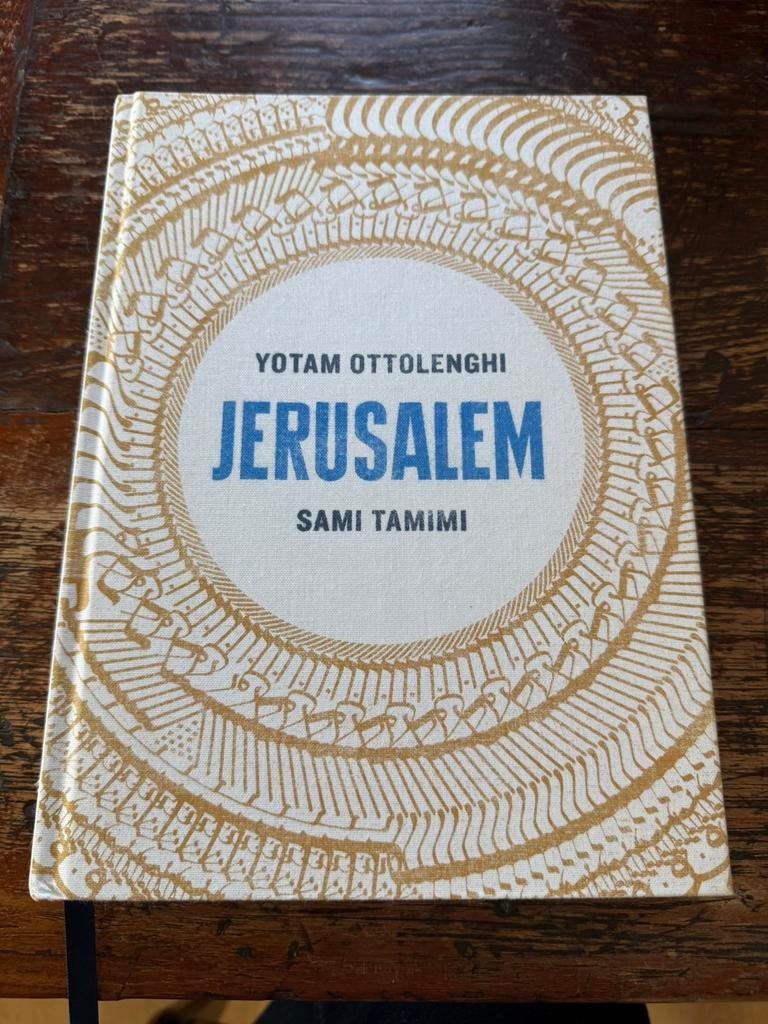 Yotam Ottolenghi Sami Tamimi Jerusalem kookboek Engels hardc, Boeken, Kookboeken, Ophalen of Verzenden, Gelezen, Azië en Oosters
