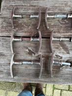 Aparte messing deurklinken, Ophalen