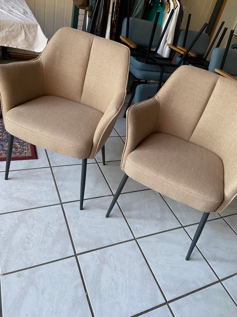 2 stoelen beige stof, Huis en Inrichting, Stoelen, Ophalen, Zo goed als nieuw, Overige kleuren, Stof