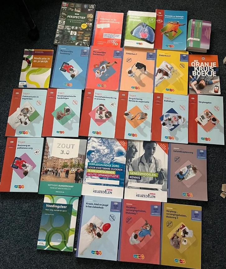 Verpleegkunde niv. 4 boeken, Boeken, Studieboeken en Cursussen, Zo goed als nieuw, MBO, Beta, Ophalen of Verzenden