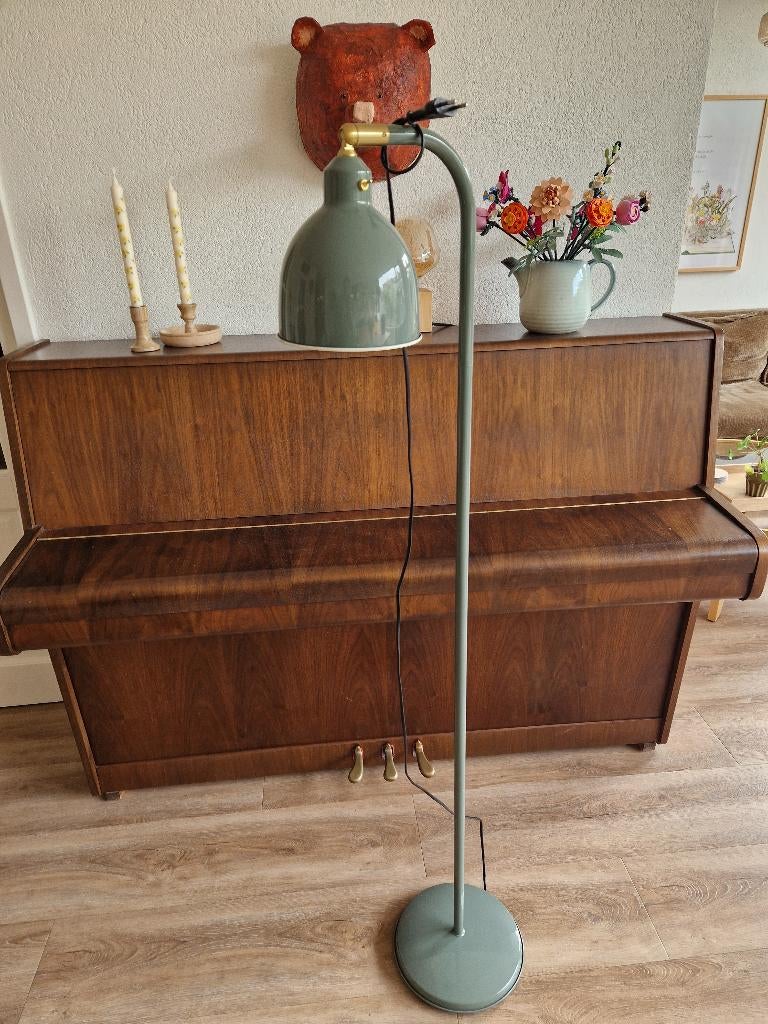 Staande lamp Ikea Rödflik grijsgroen, Huis en Inrichting, Lampen | Vloerlampen, Ophalen, Zo goed als nieuw, Metaal, 150 tot 200 cm