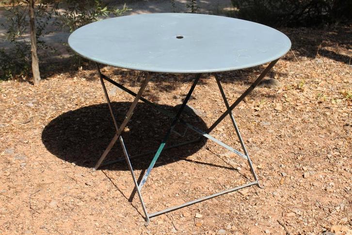 Brocante - Provençaalse metalen tuintafel!, Tuin en Terras, Tuinmeubel-accessoires, Gebruikt, Ophalen