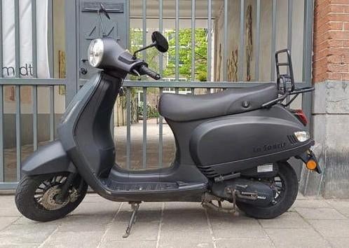 La Souris Sourini Capri, uit 2021, 25-45km/u, Fietsen en Brommers, Snorfietsen en Snorscooters, Gebruikt, Benzine, Ophalen, Overige merken