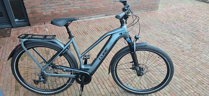 Cube Kathmandu Hybrid Comfort, Fietsen en Brommers, Elektrische fietsen, Gebruikt, Cube, 55 tot 59 cm, 50 km per accu of meer
