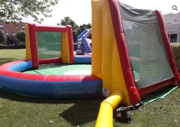 Panna voetbal veld Konings dag, Hobby en Vrije tijd, Feestartikelen | Verhuur, Ophalen, Zo goed als nieuw, Overige