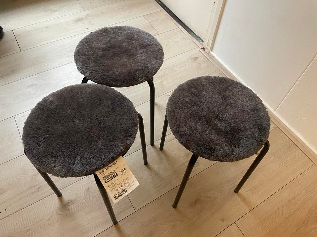 Drie donkergrijze krukjes / 3 Grey Stools, Ophalen, Zo goed als nieuw, Overige materialen