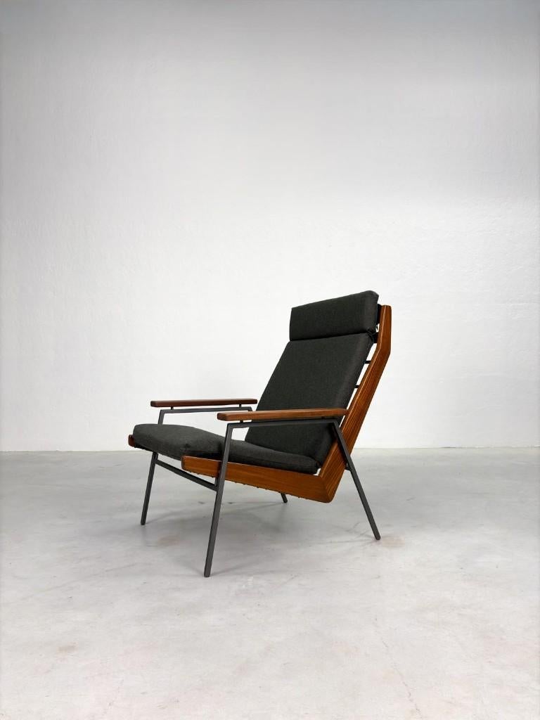 Vintage Rob Parry '1611 Lotus' Fauteuil voor Gelderland, Huis en Inrichting, Fauteuils, Ophalen, 75 tot 100 cm, Zo goed als nieuw