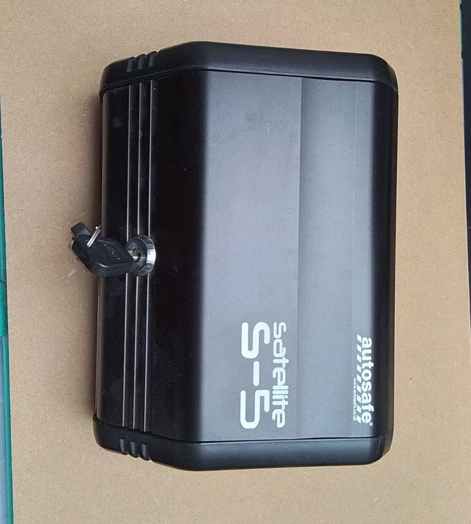 Autosafe Satellite S-5 Sleutelkluis, Ophalen