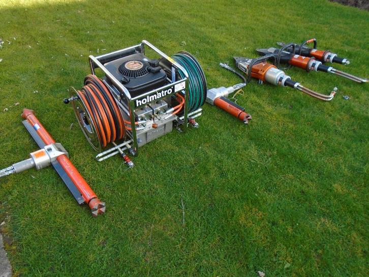 Holmatro set, pomp met slangenhaspels, knipper, spreider enz, Auto diversen, Autogereedschap, Gebruikt, Ophalen