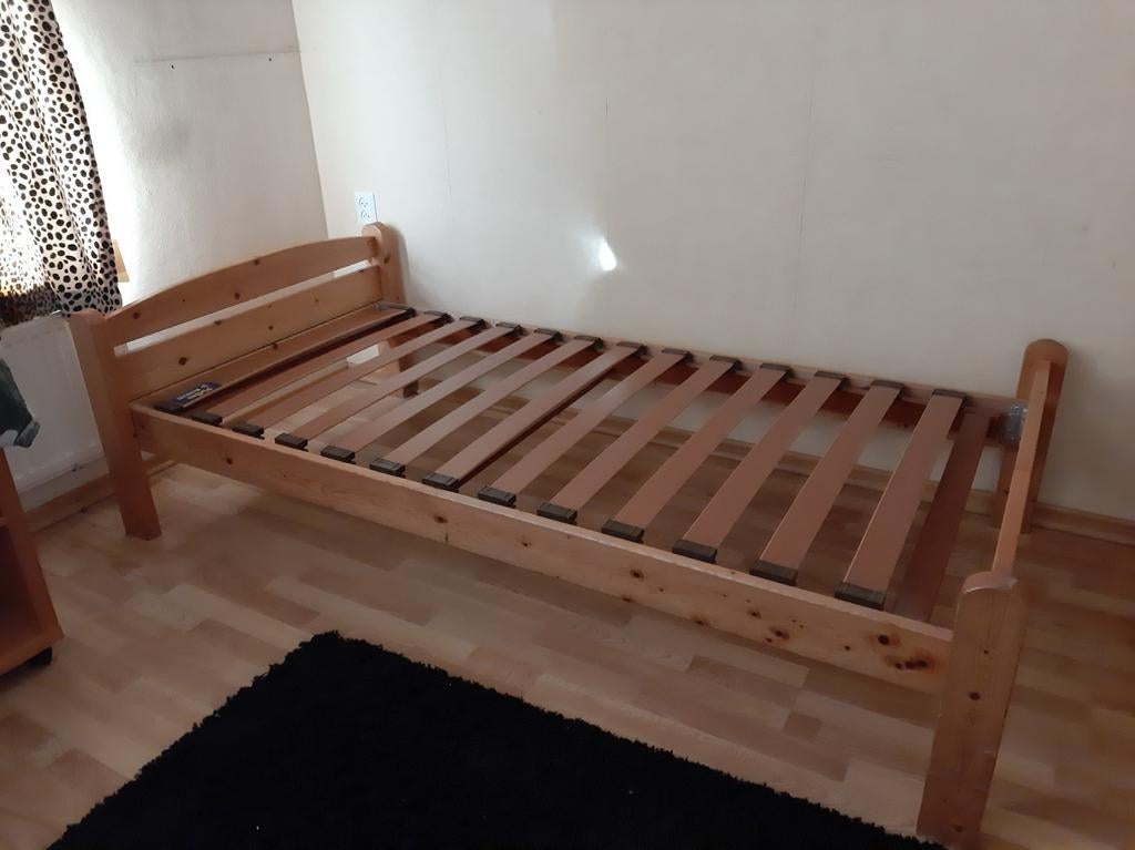 Bed, Huis en Inrichting, Slaapkamer | Bedden, Ophalen, Gebruikt, 90 cm, Eenpersoons
