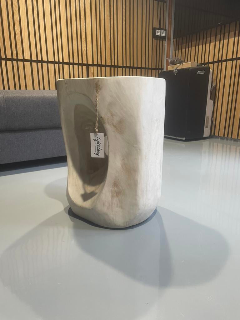 Light and living bijzet tafel, Minder dan 55 cm, Rond, Zo goed als nieuw, Hout