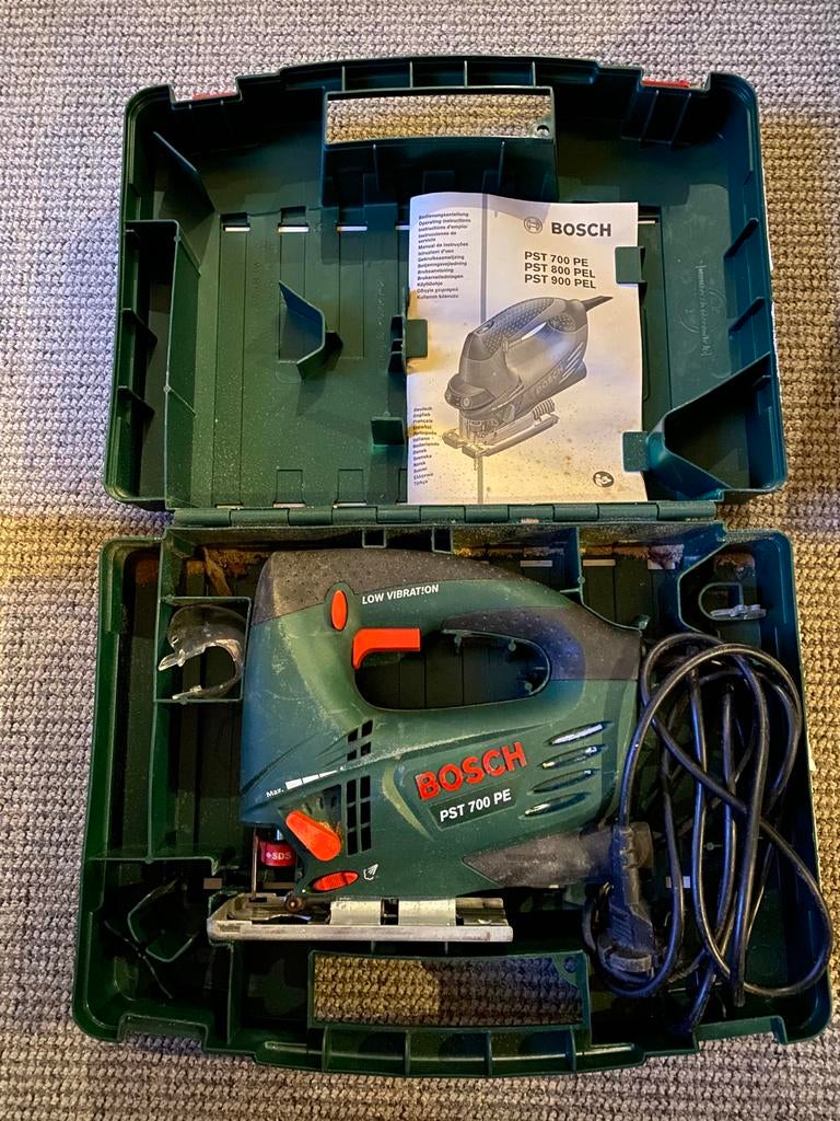 Goede Bosch decoupeerzaag PST 700 PE 600 watt, Doe-het-zelf en Verbouw, Gereedschap | Zaagmachines, Gebruikt, 600 tot 1200 watt