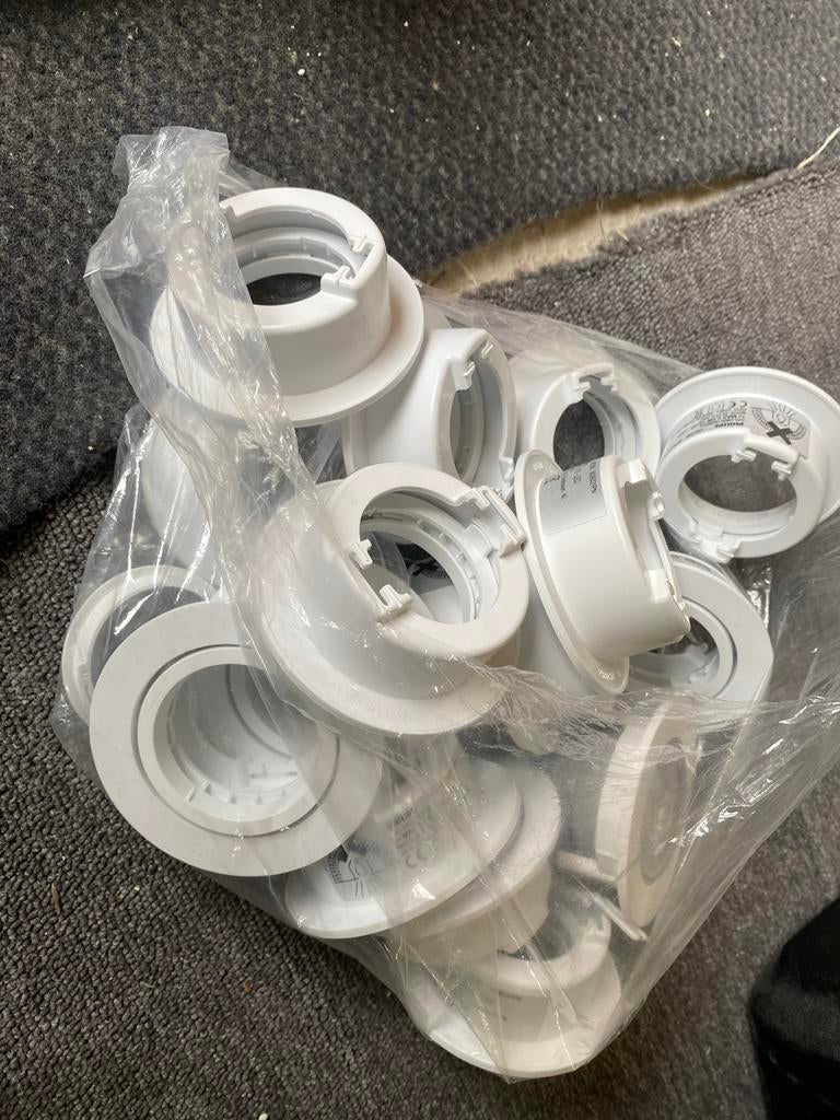 17 Philips inbouw spotjes GU10 LED - Nieuw, Led-lamp, Minder dan 30 watt, Nieuw, Bipin of Steekvoet