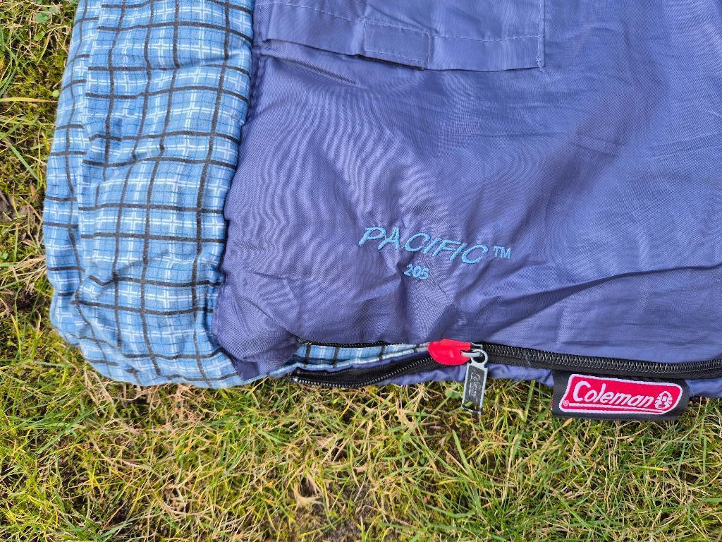 2 x Coleman één persoons XL~slaapzakken., Caravans en Kamperen, Slaapzakken, Ophalen of Verzenden, Gebruikt