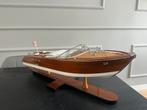 Mooie Riva modelboot te koop, Hobby en Vrije tijd, Modelbouw | Boten en Schepen, Ophalen of Verzenden, Zo goed als nieuw