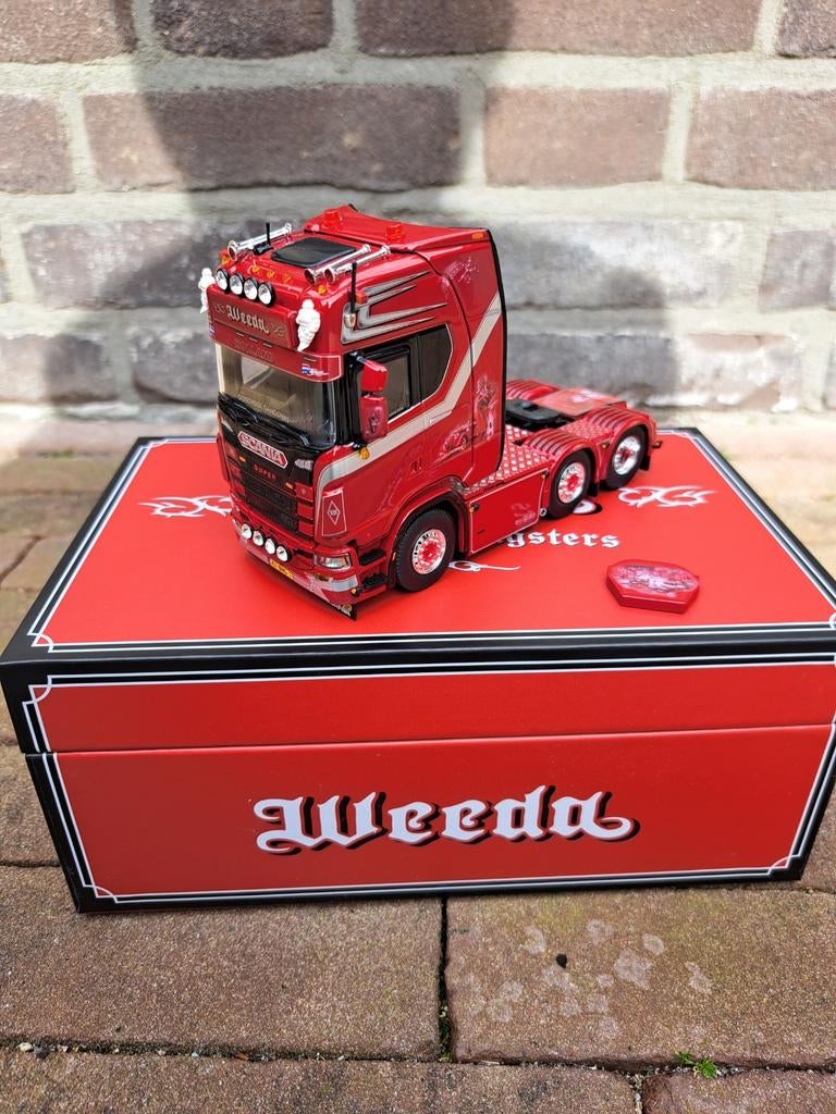 Weeda Oldschool gangsters, Hobby en Vrije tijd, Modelauto's | 1:50, Ophalen of Verzenden, Nieuw, Bus of Vrachtwagen, Tekno