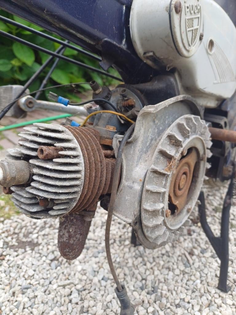 Oude puch en tomos brommers gezocht of partij onderdelen, Fietsen en Brommers, Brommeronderdelen | Oldtimers, Ophalen, Overige typen