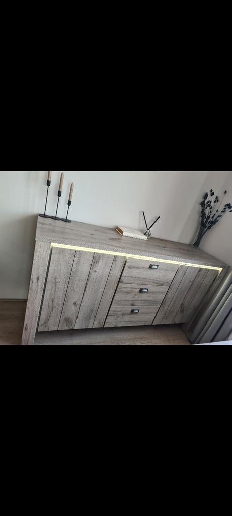 Dressoir, Ophalen