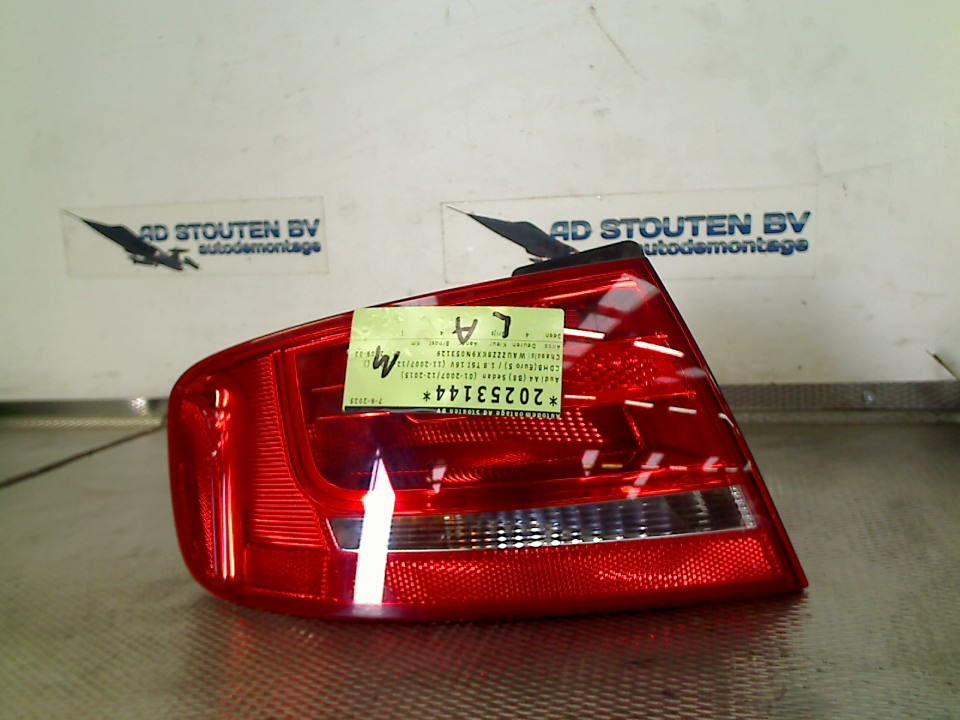 Achterlicht Links Audi A4 (B8) (2007-11/2012-03), Auto-onderdelen, Verlichting, Gebruikt, Auto-Union-Straße  1, Ingolstadt 85057, , Duitsland