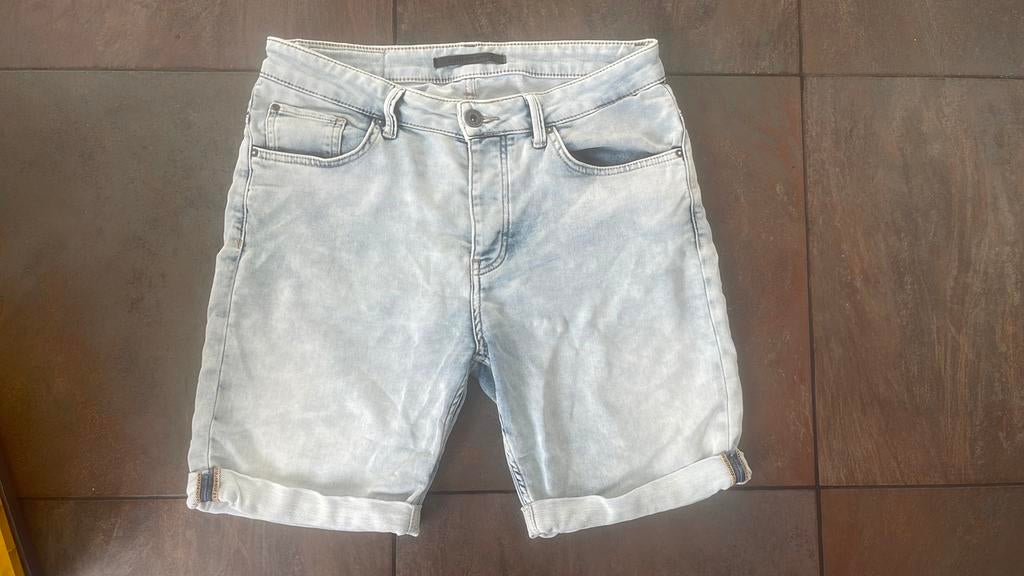 ASHES TO DUST spijker short maat M, Kleding | Heren, Spijkerbroeken en Jeans, Ophalen of Verzenden, Zo goed als nieuw, Blauw, W32 (confectie 46) of kleiner