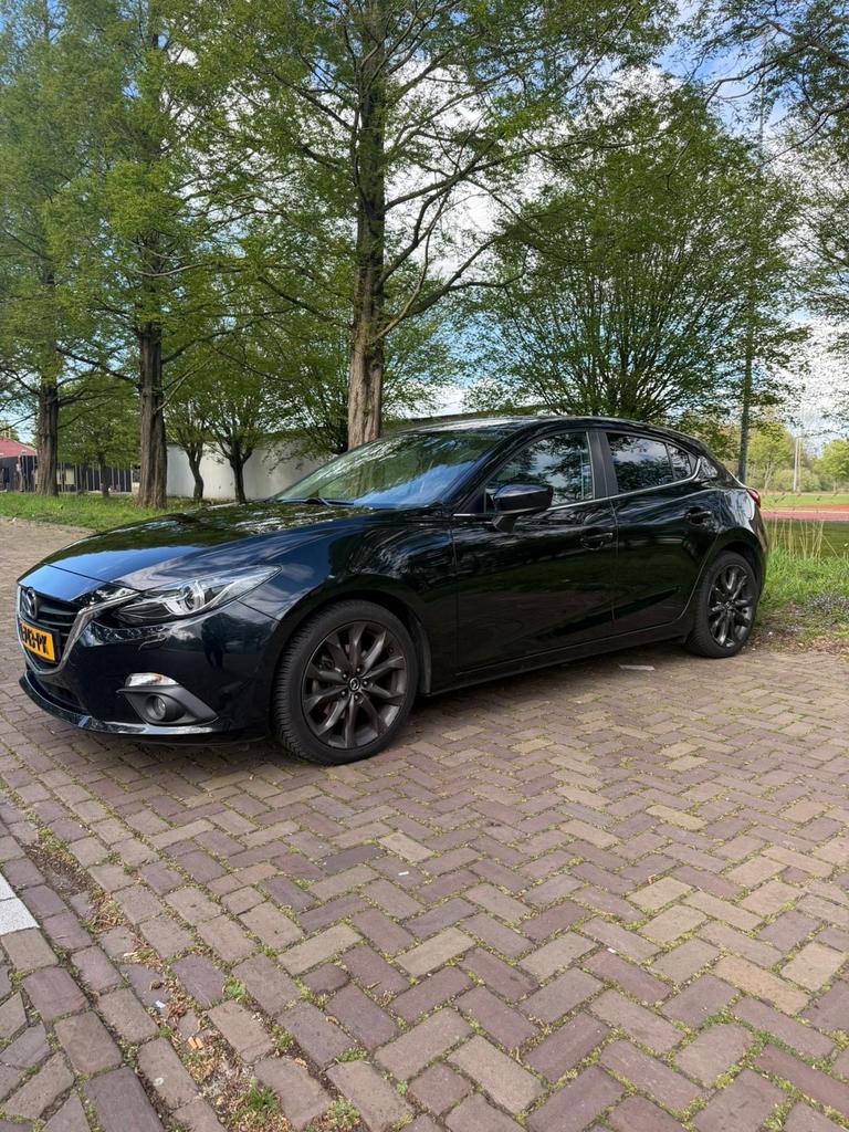 Mazda 3 2.0 SkyActiv-G Nakama, Auto's, Mazda, Voorwielaandrijving, 1998 cc, Zwart, 4 cilinders