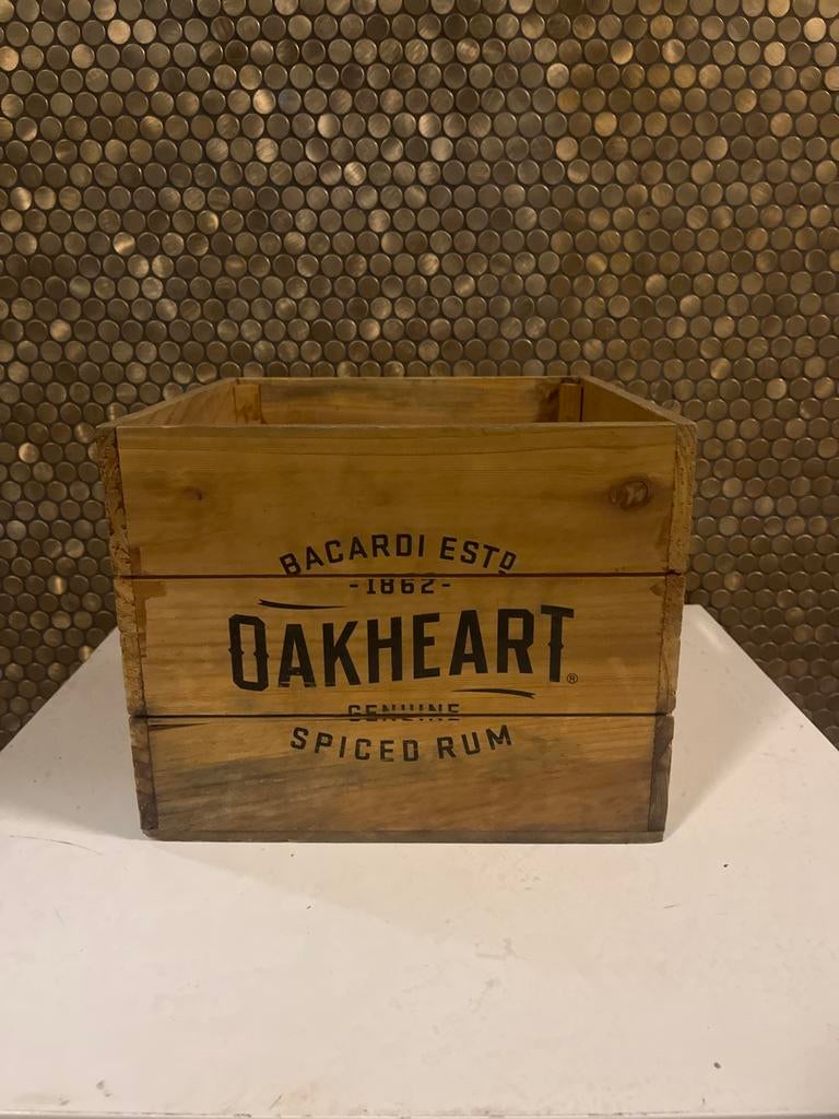 Bacardi Oakheart Houten Kist - Decoratieve Opberger, Ophalen, Minder dan 50 cm, Gebruikt, Minder dan 50 cm