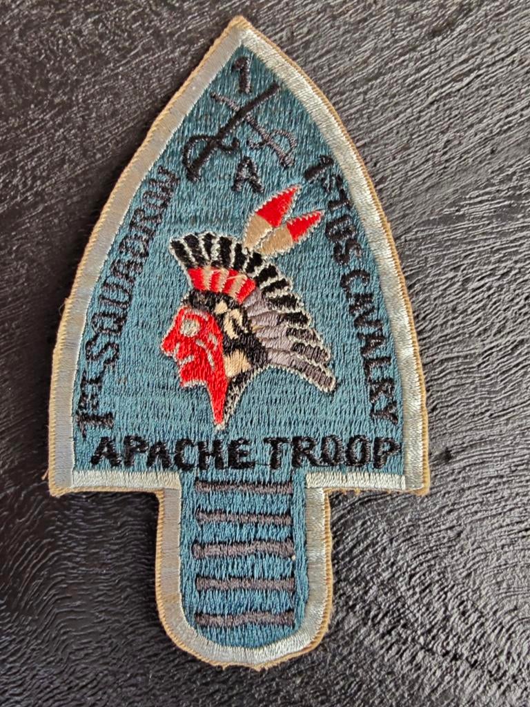 PATCH , US Army Vietnam  1st Cavalry Regiment A Apache Troop, Verzamelen, Militaria | Algemeen, Ophalen of Verzenden, Landmacht