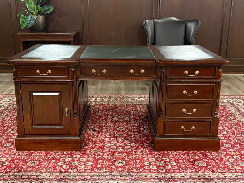 Klassiek Engels bureau (partnerdesk) #653, Huis en Inrichting, Bureaus, 180 cm, Bruin, Ophalen of Verzenden, Zo goed als nieuw