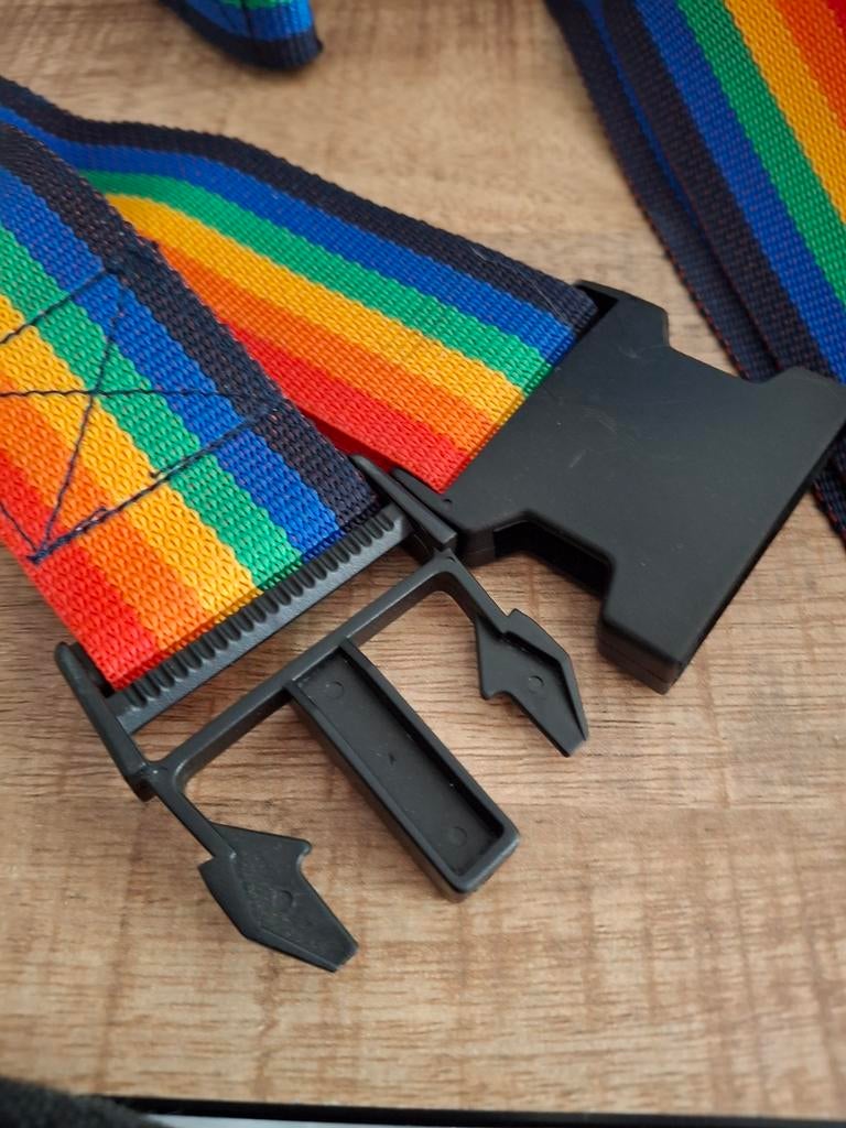 Regenboog Riemen voor de koffers, Kleding | Heren, Riemen en Ceinturen, Overige kleuren, Ophalen of Verzenden, Zo goed als nieuw
