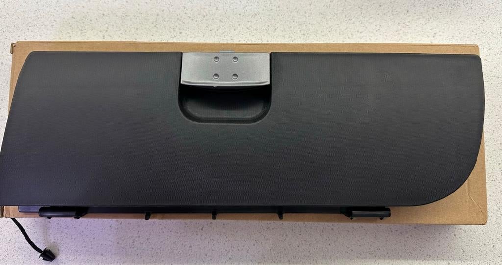 NIEUW DASHBOARD KLEPJE ZWART C1-107 AYGO 2005 2014, Ophalen of Verzenden, Nieuw, Peugeot
