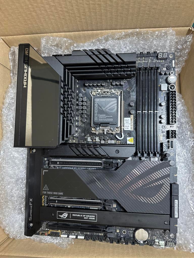 ASUS ROG MAXIMUS Z790 HERO Moederbord - Intel LGA1700, DDR5., LGA 1700, Refurbished, Ophalen of Verzenden, ATX