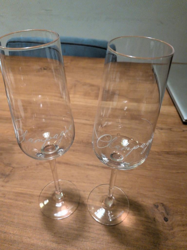 2 Rivièra Maison champagne glazen - nooit gebruikt, Ophalen, Nieuw, Glas, Riviera Maison