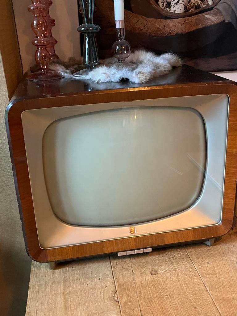 Vintage Philips tv, Ophalen