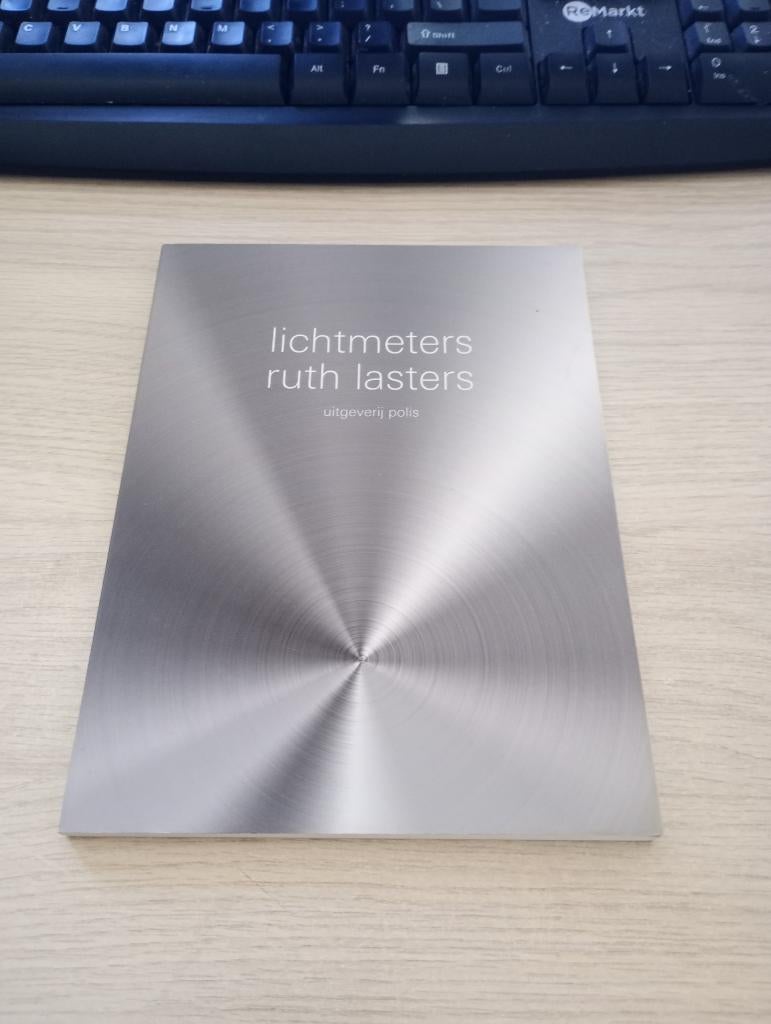 Lichtmeters (gedichten) Ruth Lasters, Boeken, Ophalen of Verzenden, Zo goed als nieuw, Ruth Lasters, Nederland