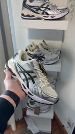 Asics gel kayano 14 ‘Cream black’, Ophalen of Verzenden, Nieuw, Bruin, Sneakers of Gympen