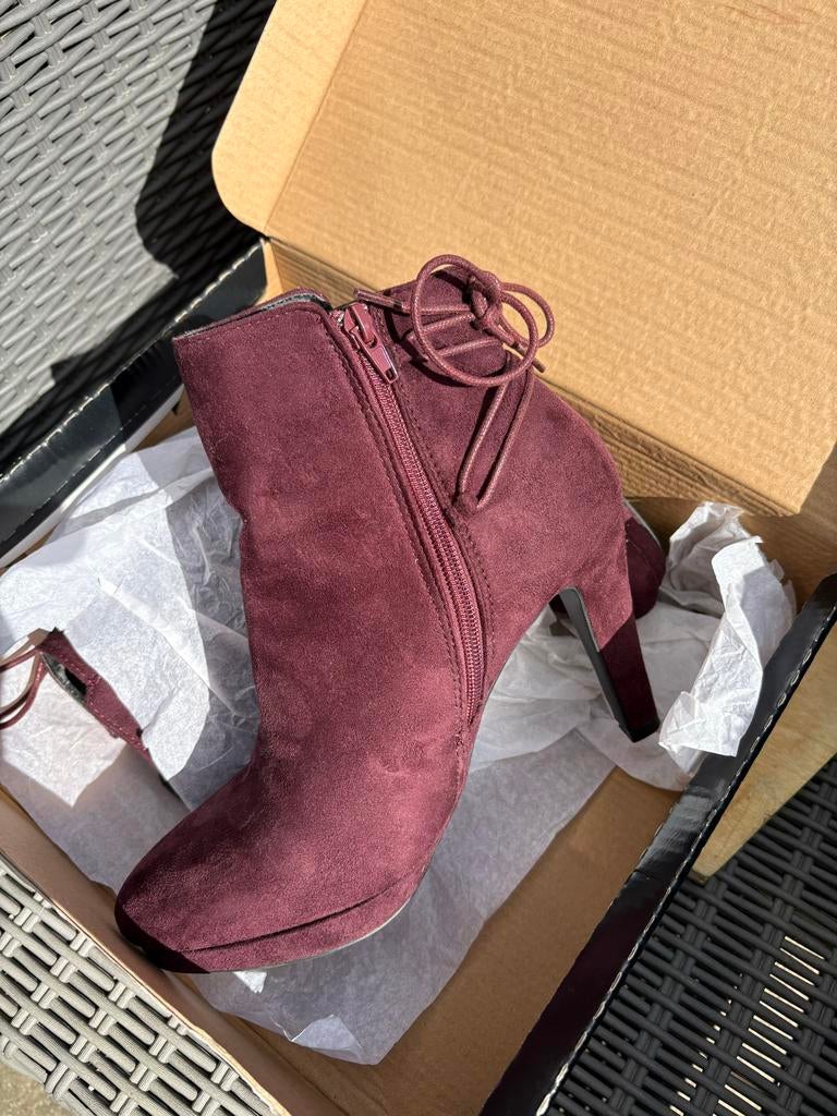 Esmara enkel laarsjes maat 39, Kleding | Dames, Schoenen, Lage of Enkellaarzen, Nieuw, Ophalen of Verzenden, Rood