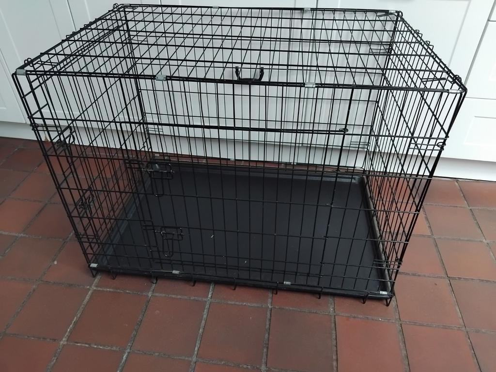 Grote bench in goede staat, Dieren en Toebehoren, Ophalen, Zo goed als nieuw, 75 tot 110 cm, 65 tot 100 cm