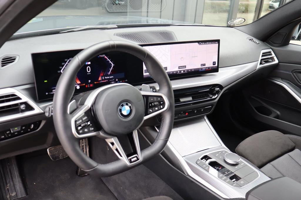BMW 3-serie Touring 330i xDrive M SPORT|Automaat|LED|Camera|, Auto's, BMW, Automaat, 1998 cc, Gebruikt, Zwart