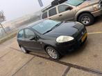 Fiat Punto 1.2 5DR 2008 Zwart, Auto's, Fiat, 1005 kg, 40 €/maand, 1242 cc, 4 cilinders