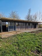 5 complete paardenstallen met dak paardenboxen stalgebouw