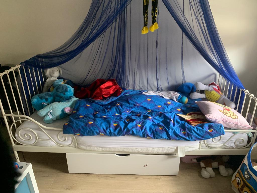 Gratis 2 x een persoonsbed, Ophalen, Gebruikt, 180 cm of meer, 85 tot 100 cm