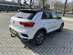 Volkswagen T-Roc 1.5 TSI Active Automaat 7 (bj 2021), Automaat, Stof, 4 cilinders, 150 pk